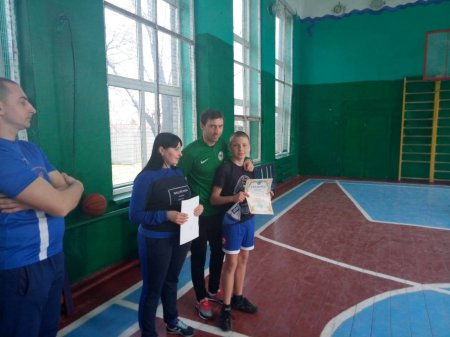 Міжшкільні змагання з баскетболу, шахів та шашок